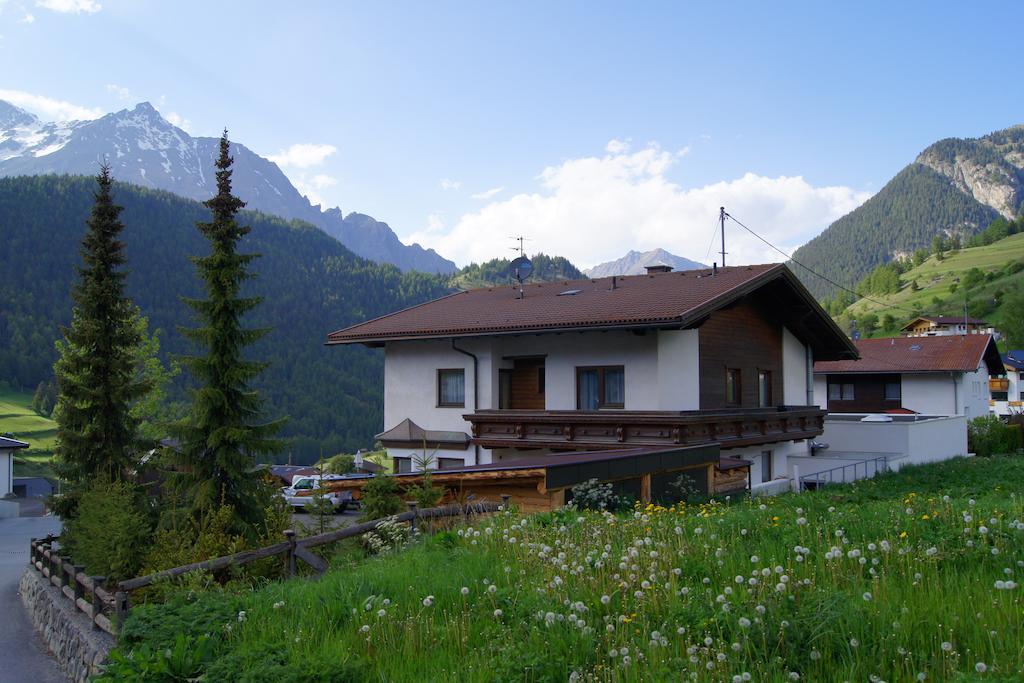 Ferienhaus Peter Spoettl Nauders Esterno foto